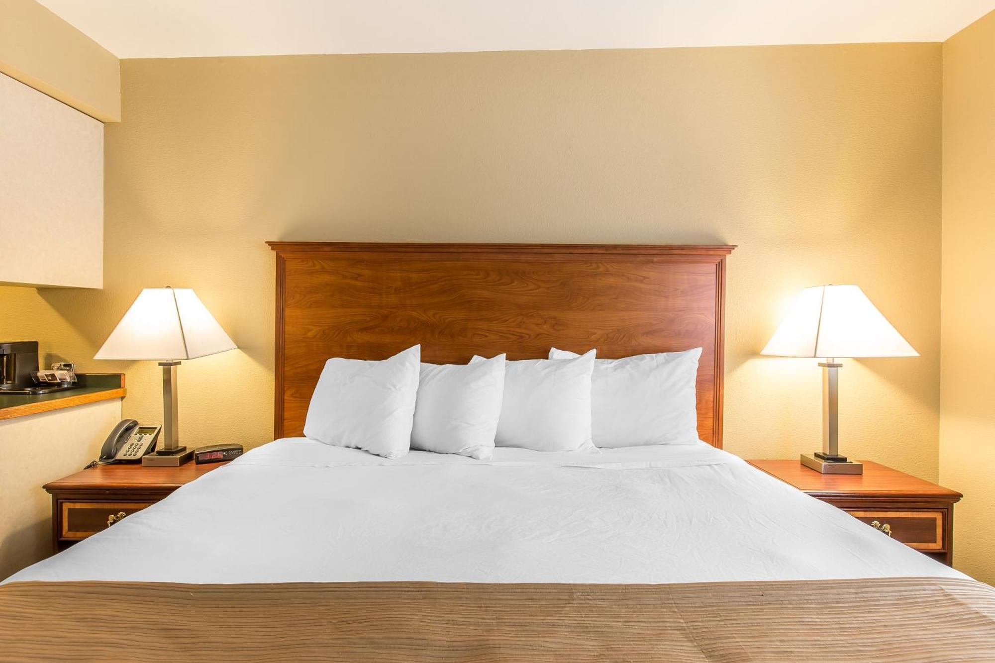 Quality Inn & Suites On The River Glenwood Springs Esterno foto